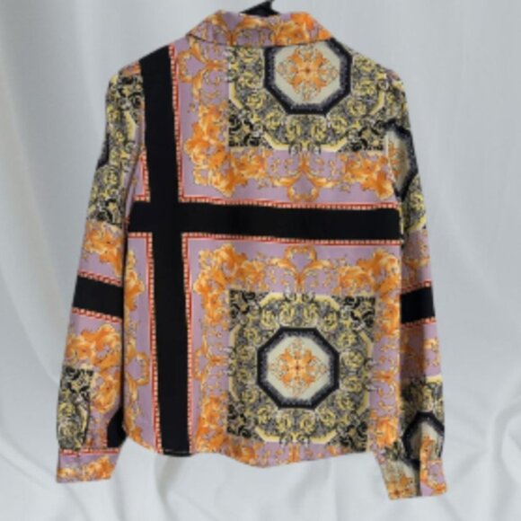 New Women’s Baroque Print Long Sleeve Shirt Button-Up Shirt Size: M - Picture 2 of 5